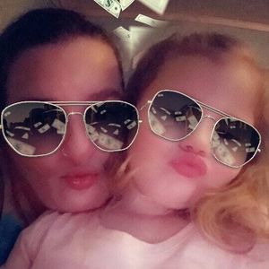 Meet your Posher, Heather